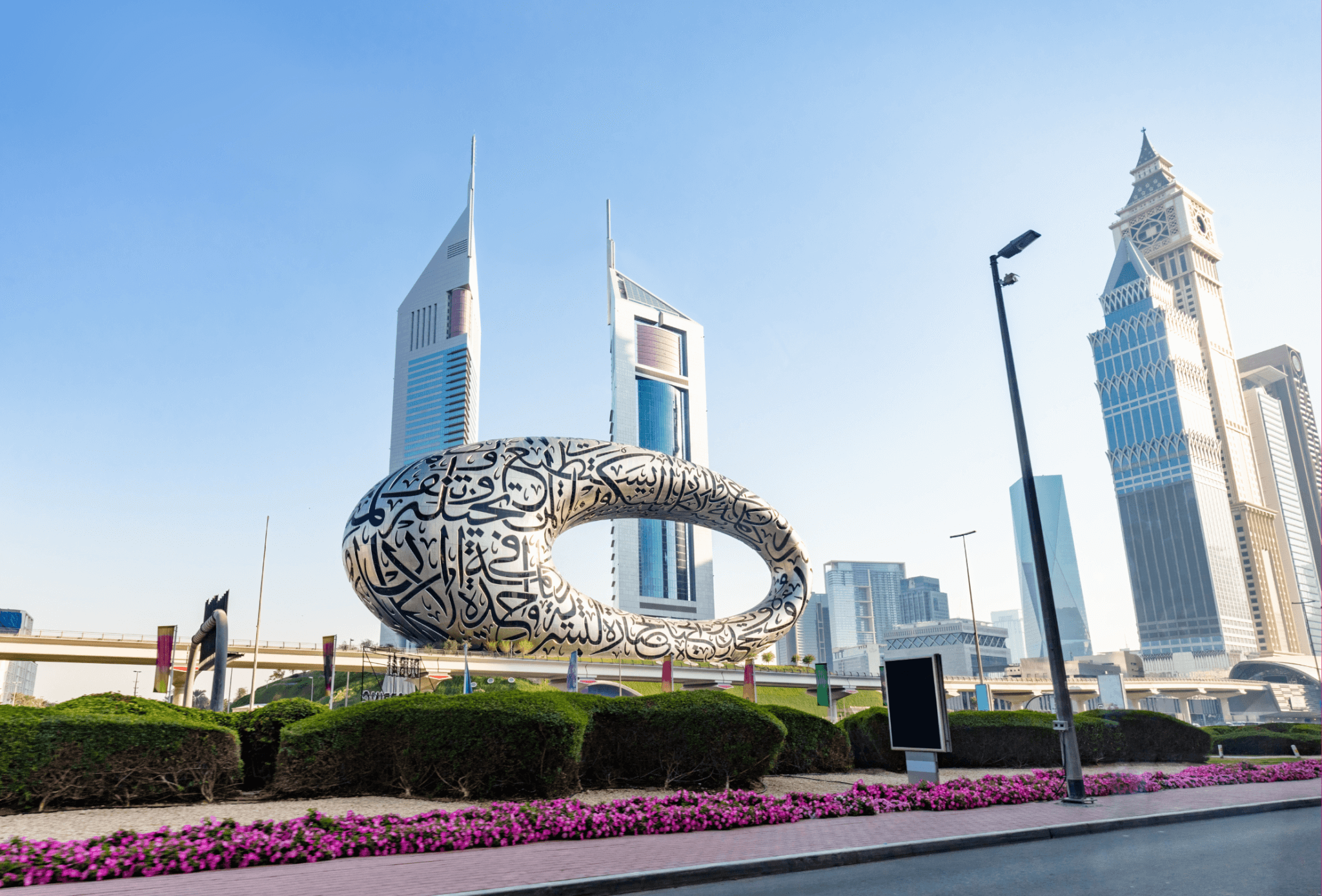 Can the UAE become completely cashless by 2030?
